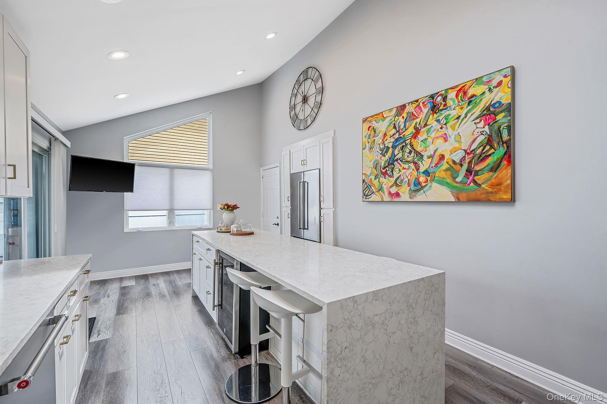 #20 photo, 94 Forest Avenue, Massapequa , NY 11758