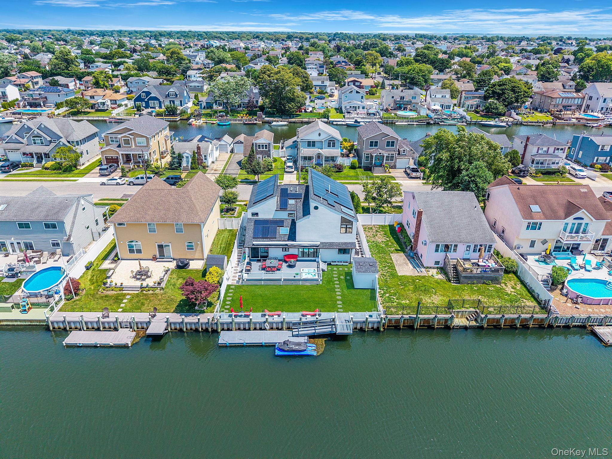 #4 photo, 94 Forest Avenue, Massapequa , NY 11758