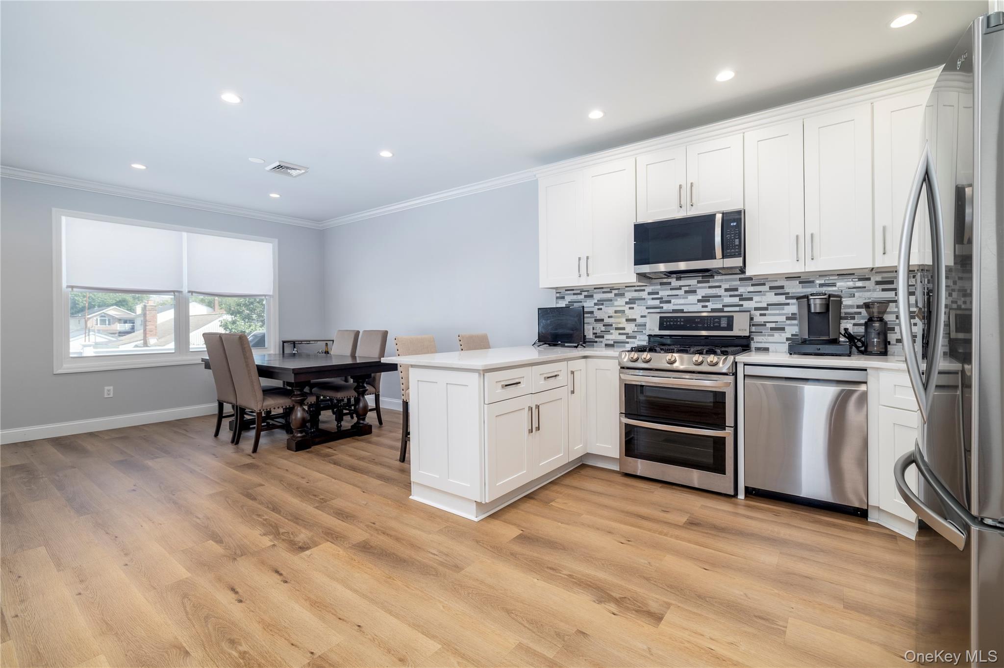 #12 photo, 340 East Pine Street, Long Beach , NY 11561