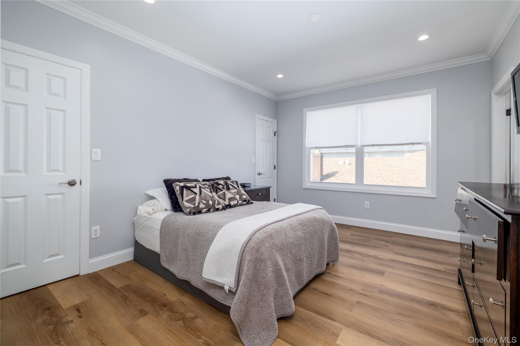 #15 photo, 340 East Pine Street, Long Beach , NY 11561