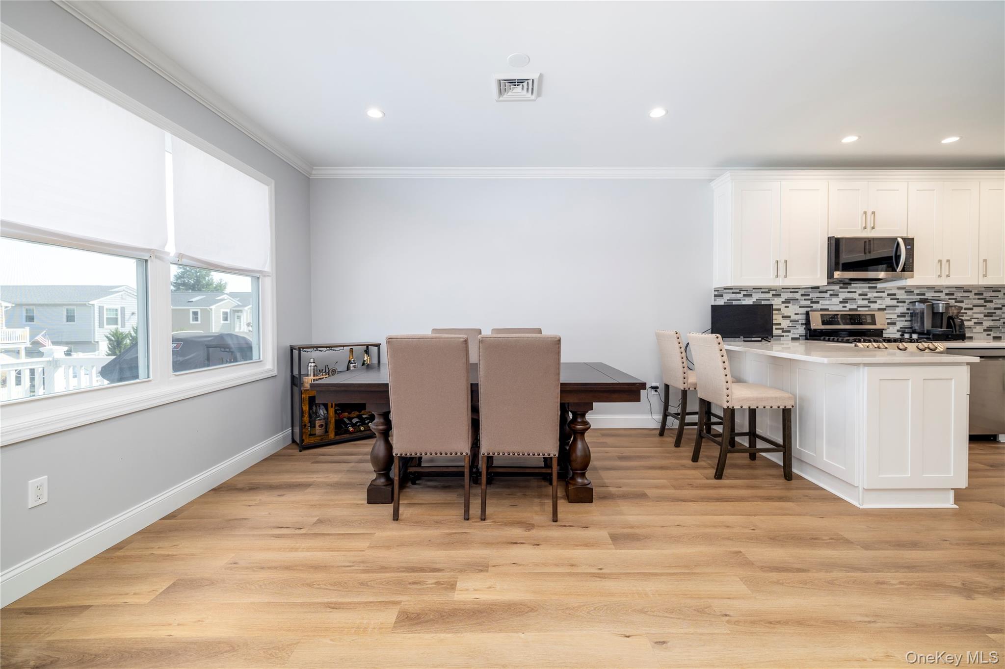 #7 photo, 340 East Pine Street, Long Beach , NY 11561