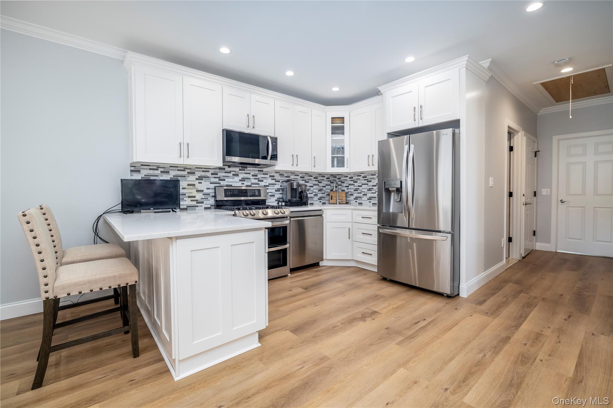 #9 photo, 340 East Pine Street, Long Beach , NY 11561