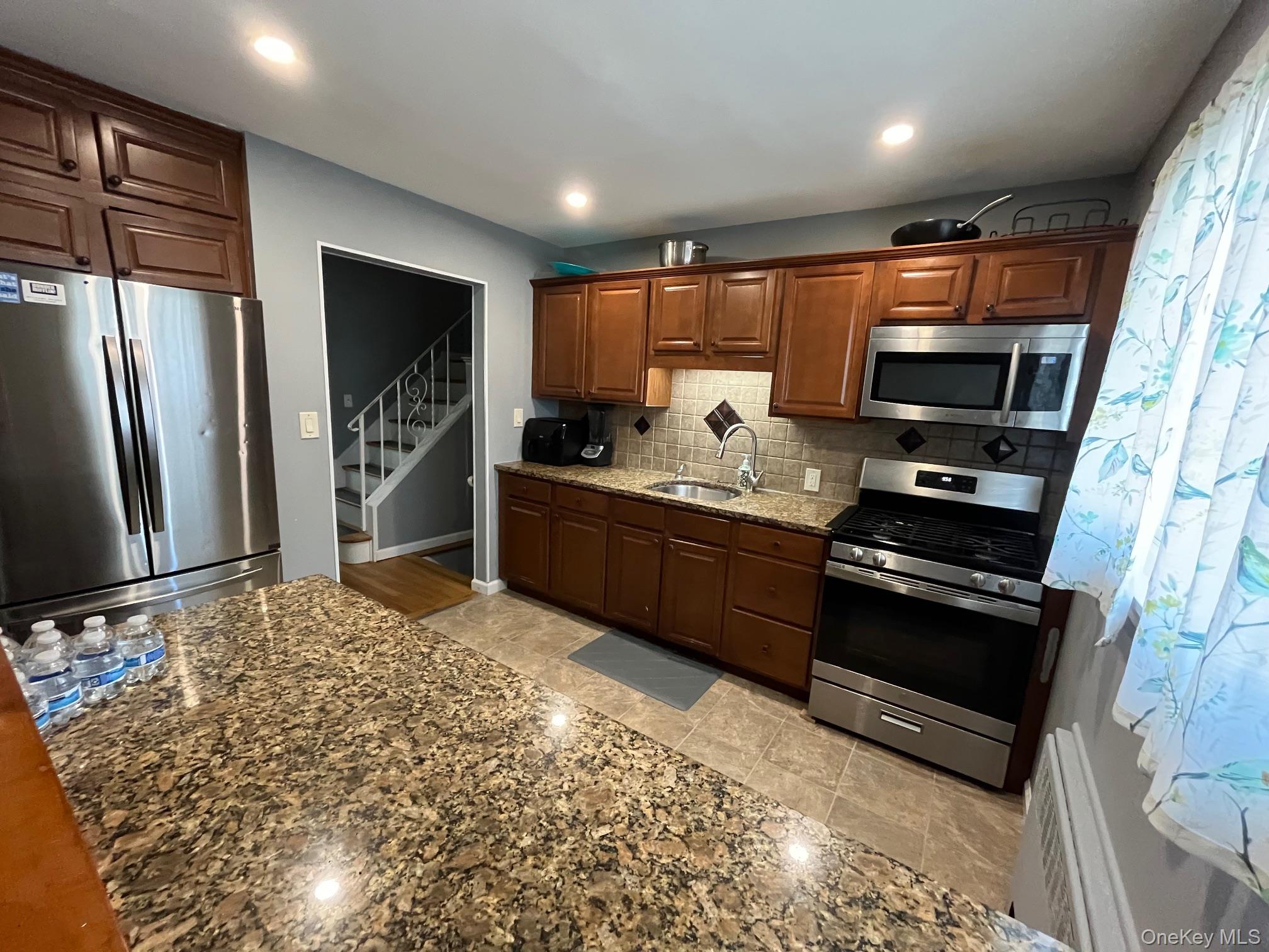 #5 photo, 49 Catalpa Street, North Babylon , NY 11703