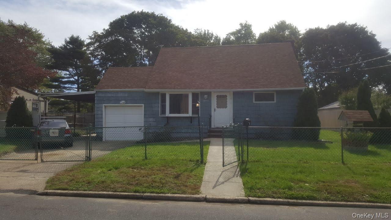 #1 photo, 18 21st Avenue, Bay Shore , NY 11706