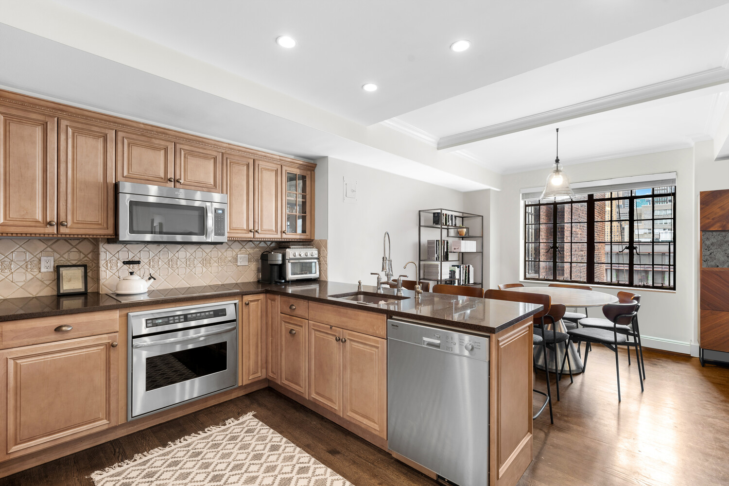 #17 photo, 45 TUDOR CITY Place, マンハッタン Turtle Bay , NY 10017