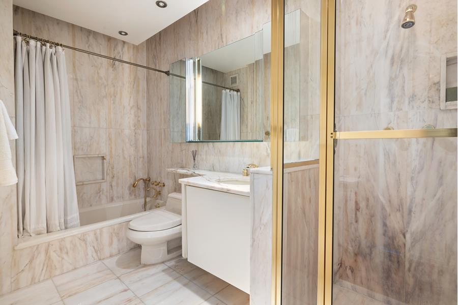 #20 photo, 530 E 76TH Street, マンハッタン Lenox Hill , NY 10021