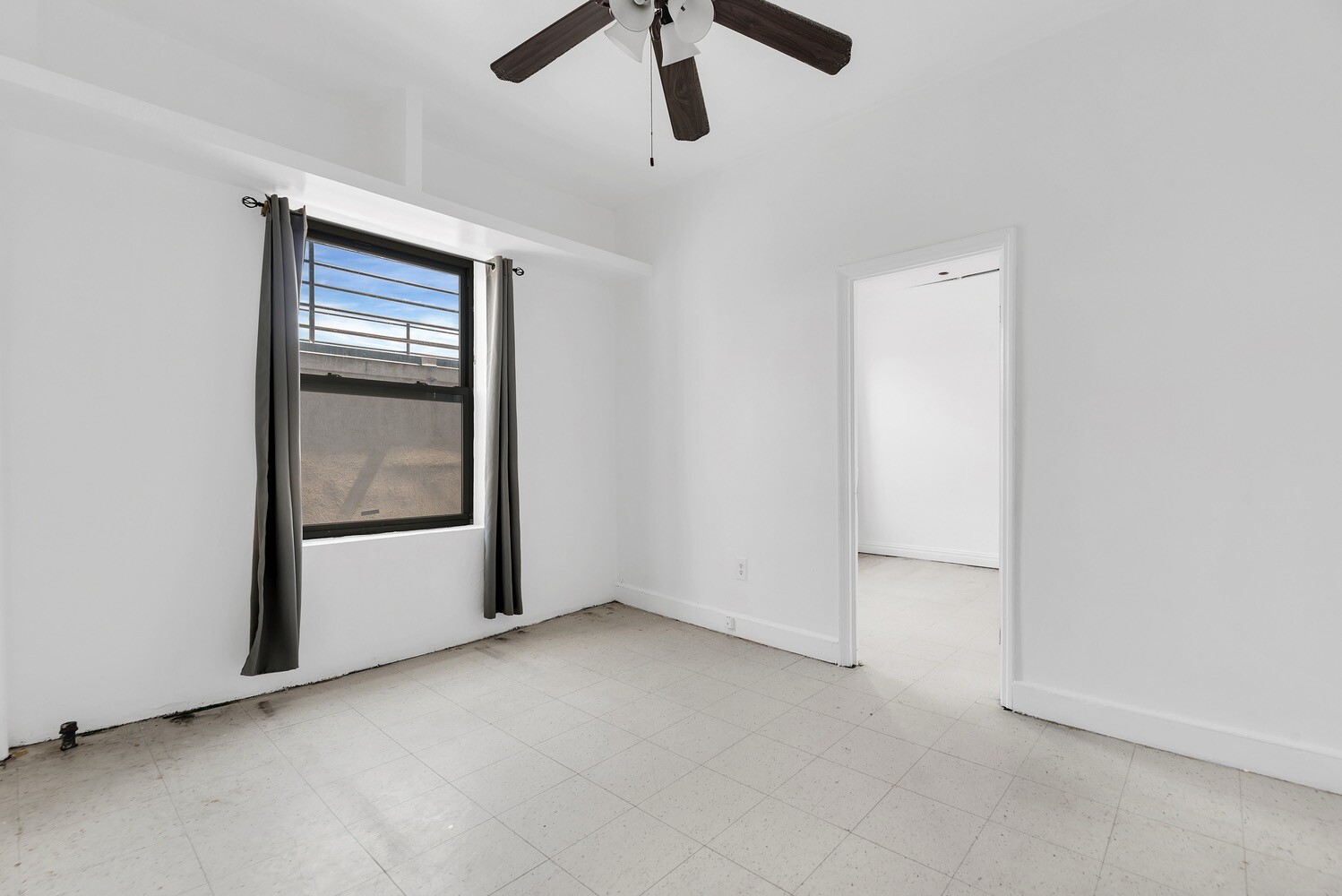 #4 photo, Brooklyn, ブルックリン区 Williamsburg,South , NY 11206