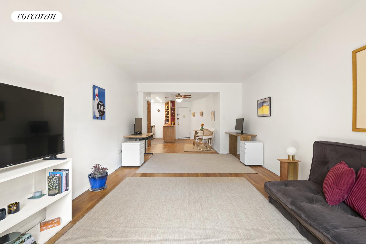 #3 photo, 100 BANK Street, マンハッタン West Village , NY 10014