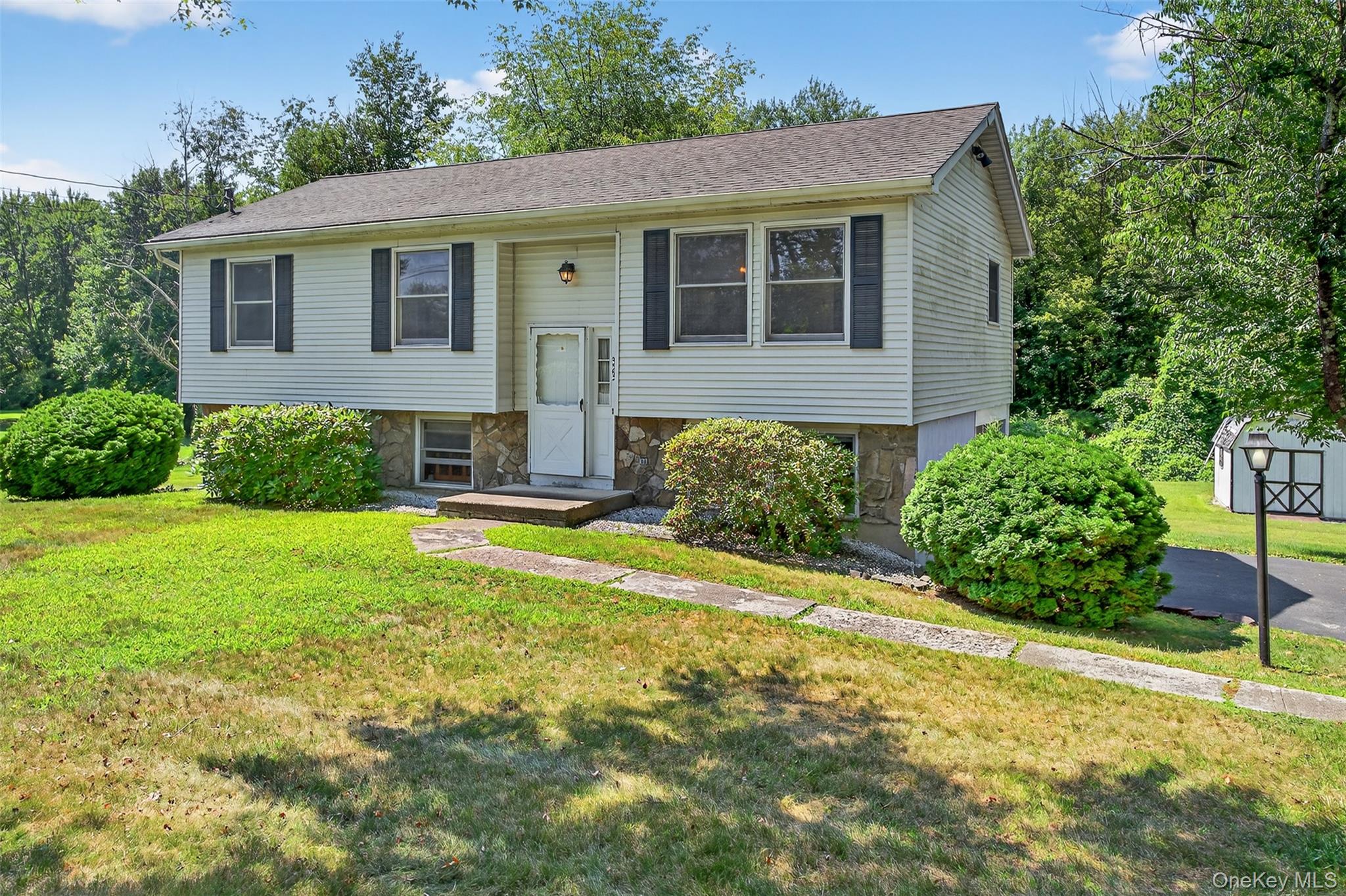 #1 photo, 323 S Ohioville Road, New Paltz , NY 12561