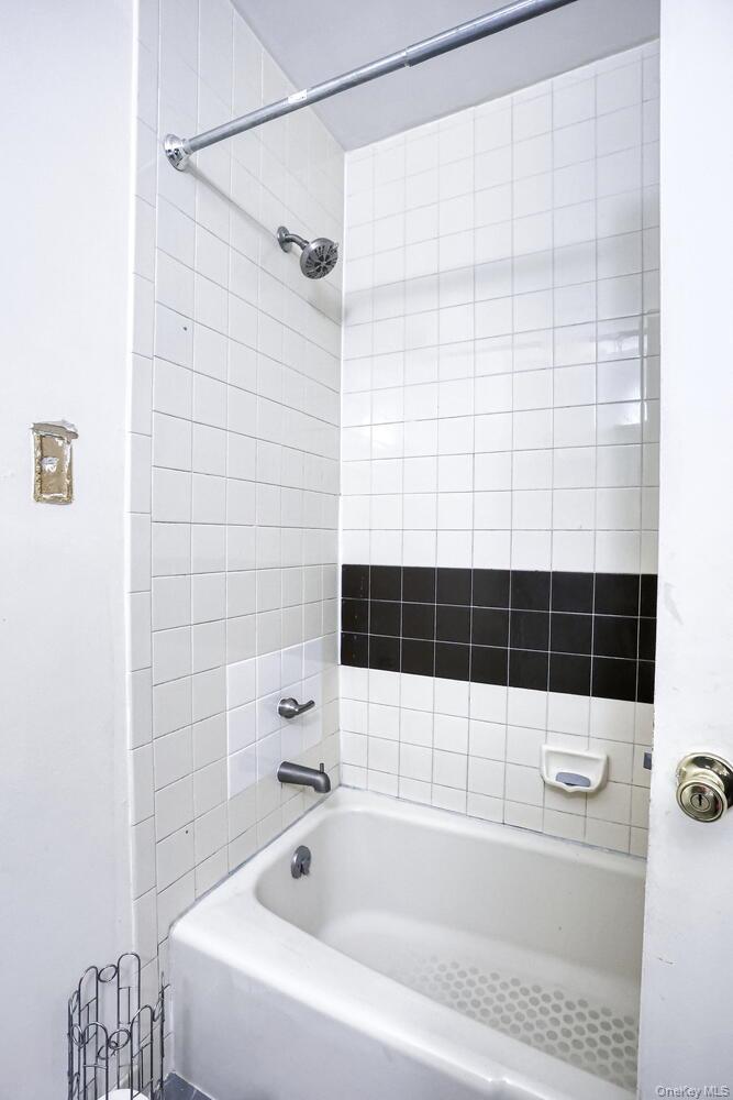 #20 photo, 518 Kennedy Drive, Spring Valley , NY 10977