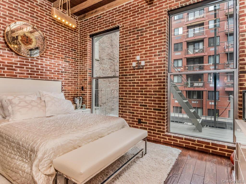 #20 photo, 224 E 14th Street, New York (Manhattan) , NY 10003