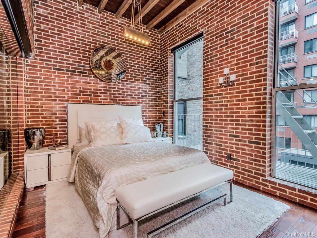 #5 photo, 224 E 14th Street, New York (Manhattan) , NY 10003