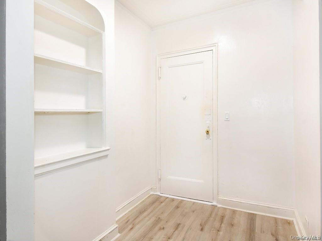 #8 photo, 2191 bolton Street, ブロンクス区 Bronx , NY 10462