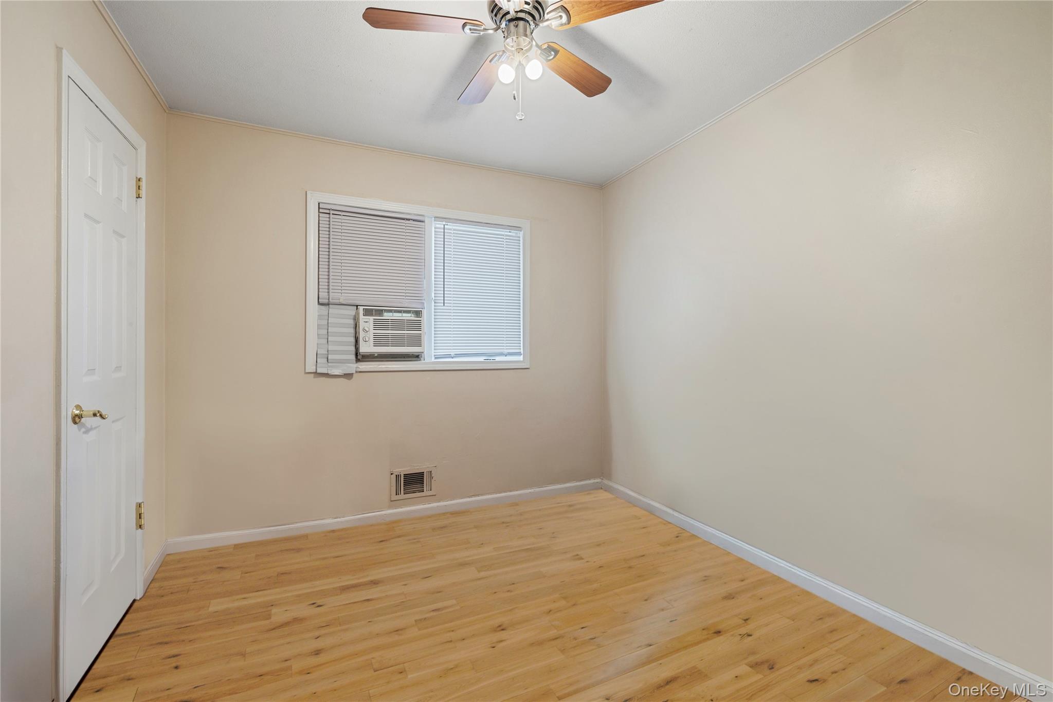 #20 photo, 40 Calvert Drive, Monsey , NY 10952