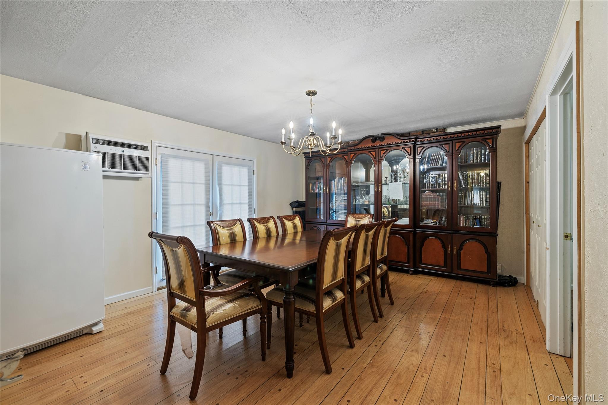 #4 photo, 40 Calvert Drive, Monsey , NY 10952