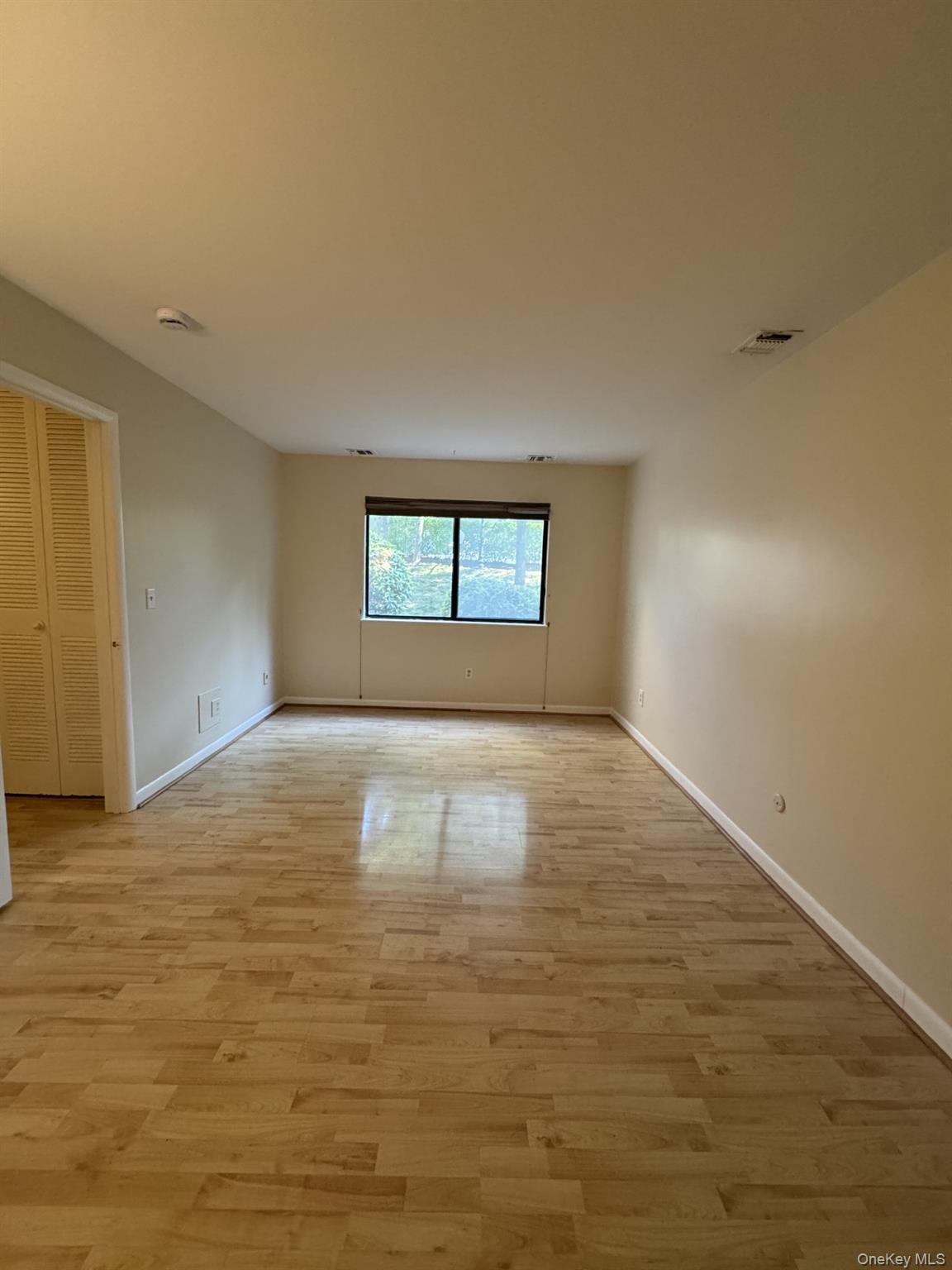 #12 photo, 3303 Pine Cone Court, Poughkeepsie , NY 12603