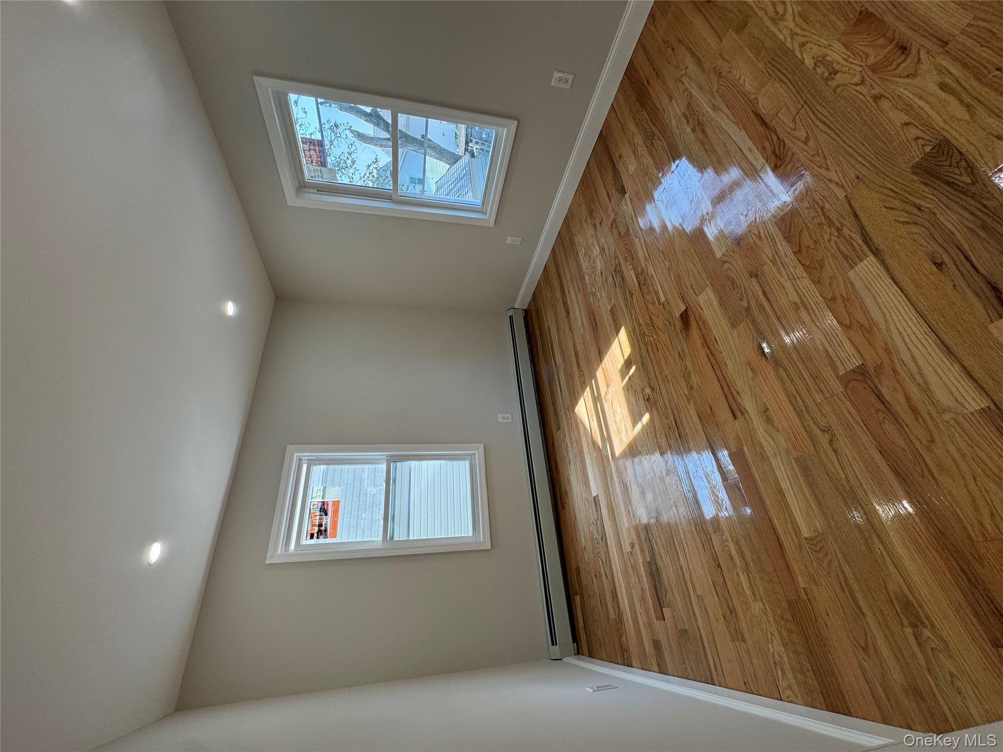 #16 photo, 19445 Murdock Avenue, クイーンズ区 Saint Albans , NY 11412