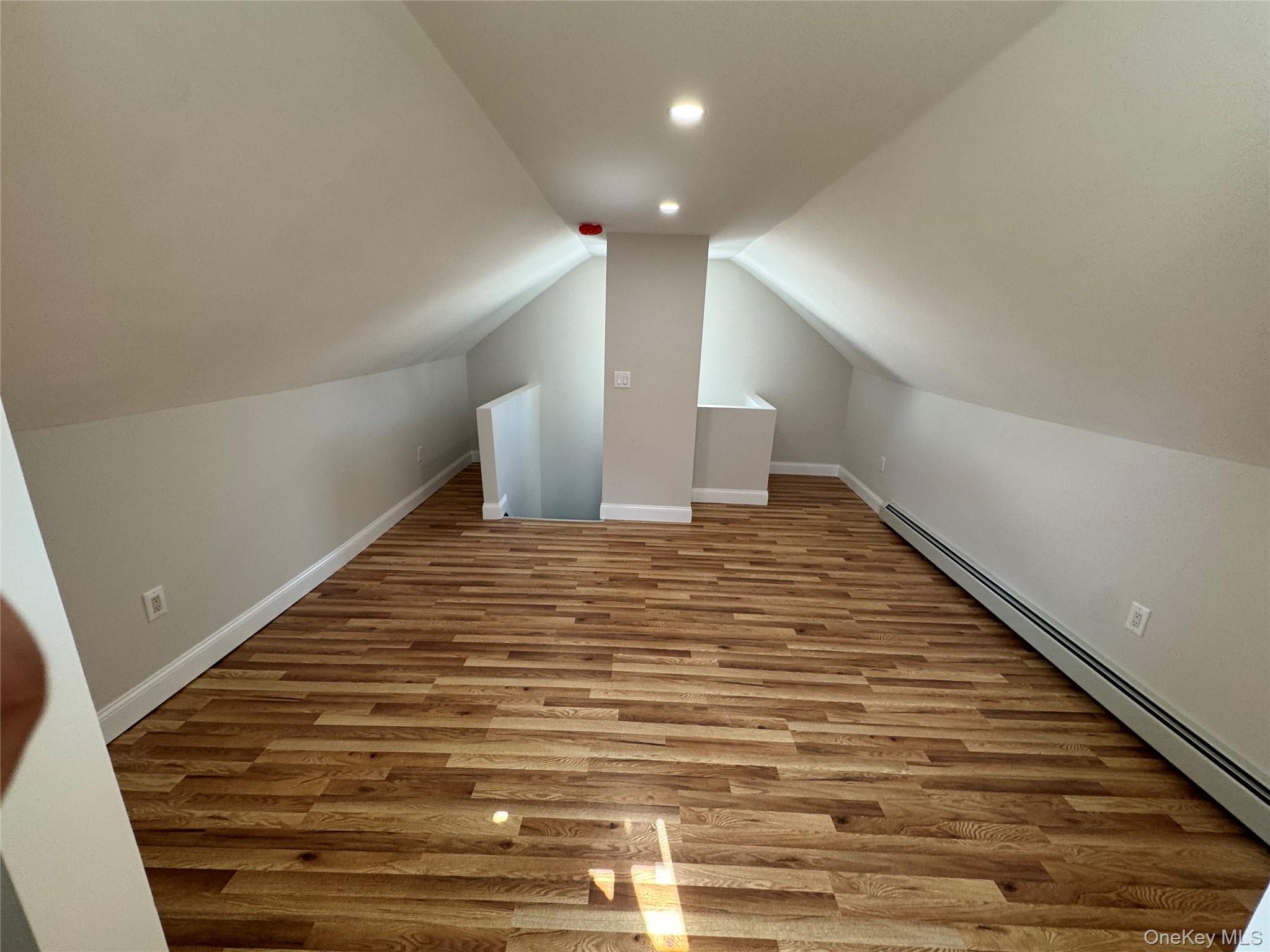 #17 photo, 19445 Murdock Avenue, クイーンズ区 Saint Albans , NY 11412