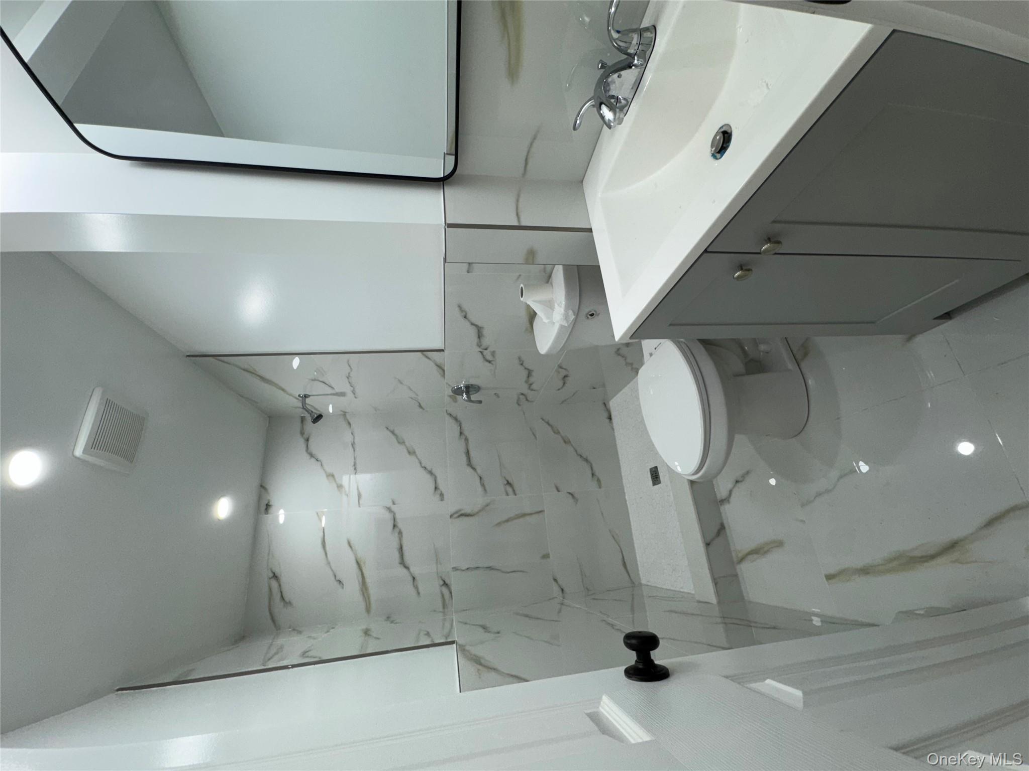 #9 photo, 19445 Murdock Avenue, クイーンズ区 Saint Albans , NY 11412