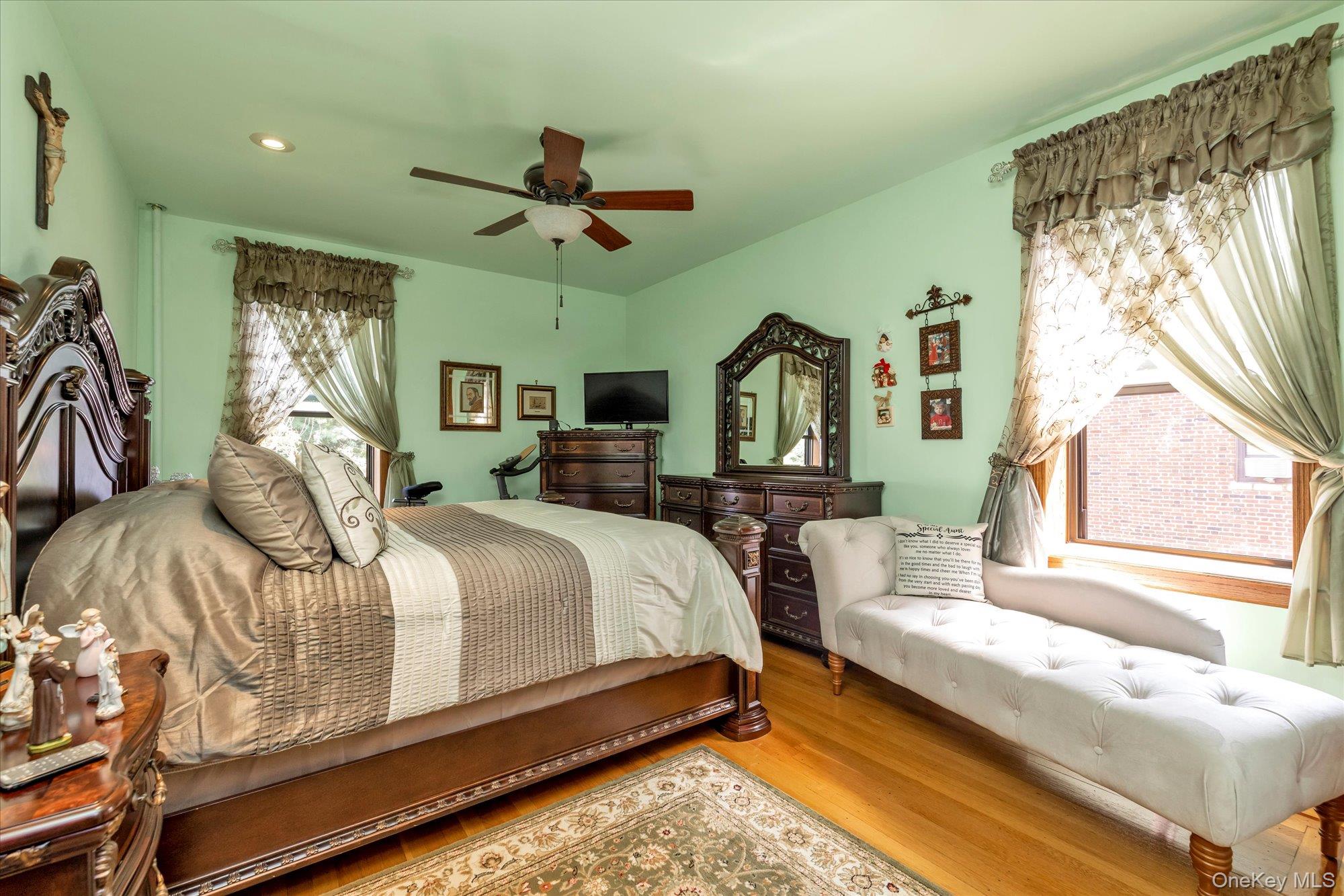 #9 photo, 160-15 Powells Cove Boulevard, クイーンズ区 Beechhurst , NY 11357