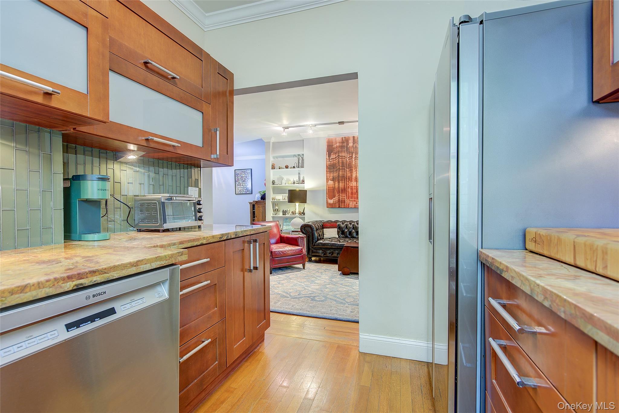 #17 photo, 117-01 Park Lane South, クイーンズ区 Kew Gardens , NY 11415