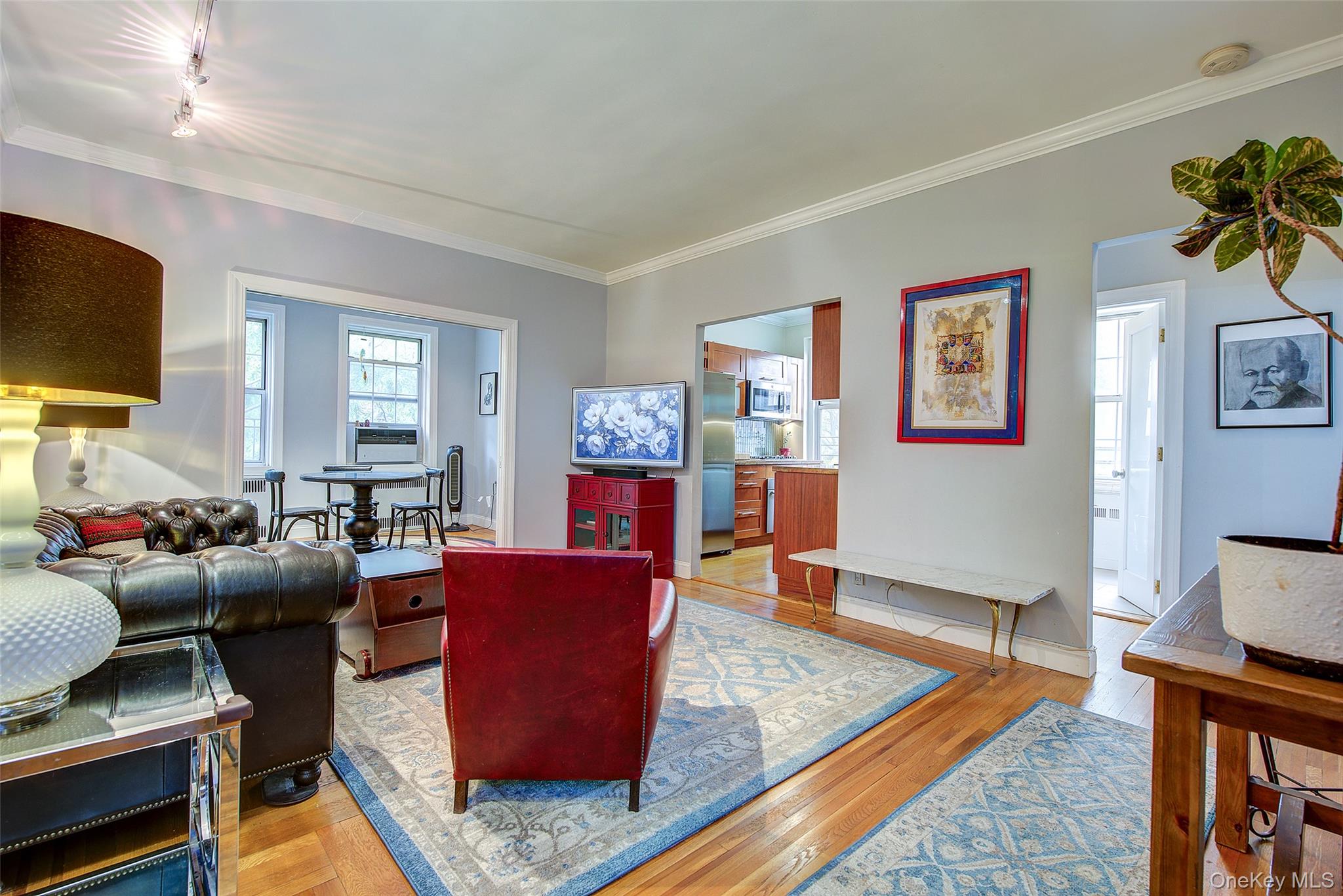 #4 photo, 117-01 Park Lane South, クイーンズ区 Kew Gardens , NY 11415