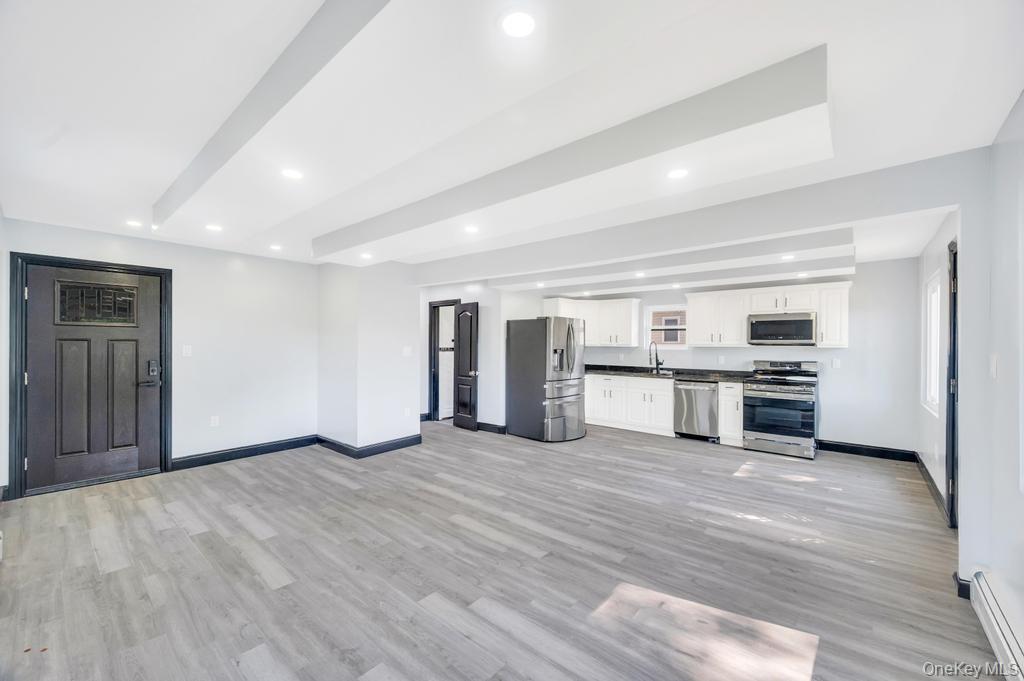 #10 photo, 99-03 207th Street, 皇后区 Queens Village , NY 11429