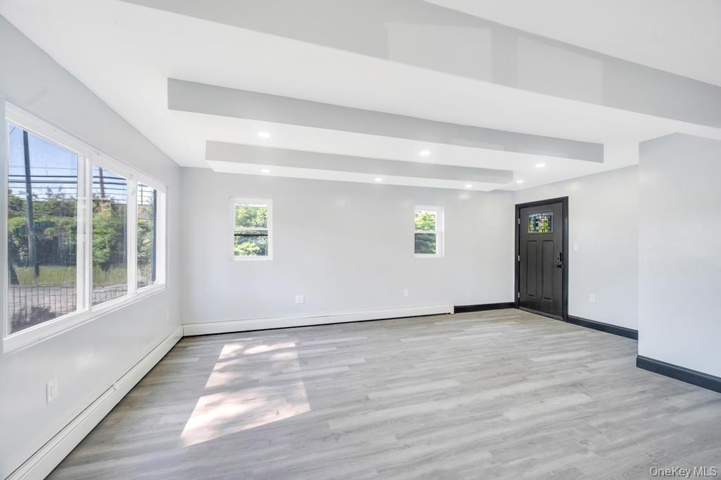 #11 photo, 99-03 207th Street, 皇后区 Queens Village , NY 11429