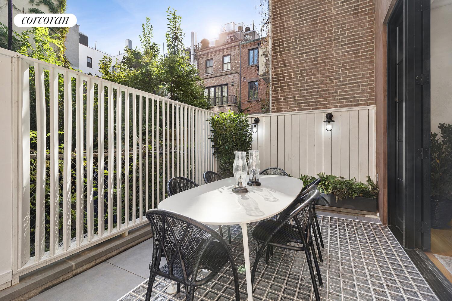 #7 photo, 257 W 4TH Street, マンハッタン West Village , NY 10014