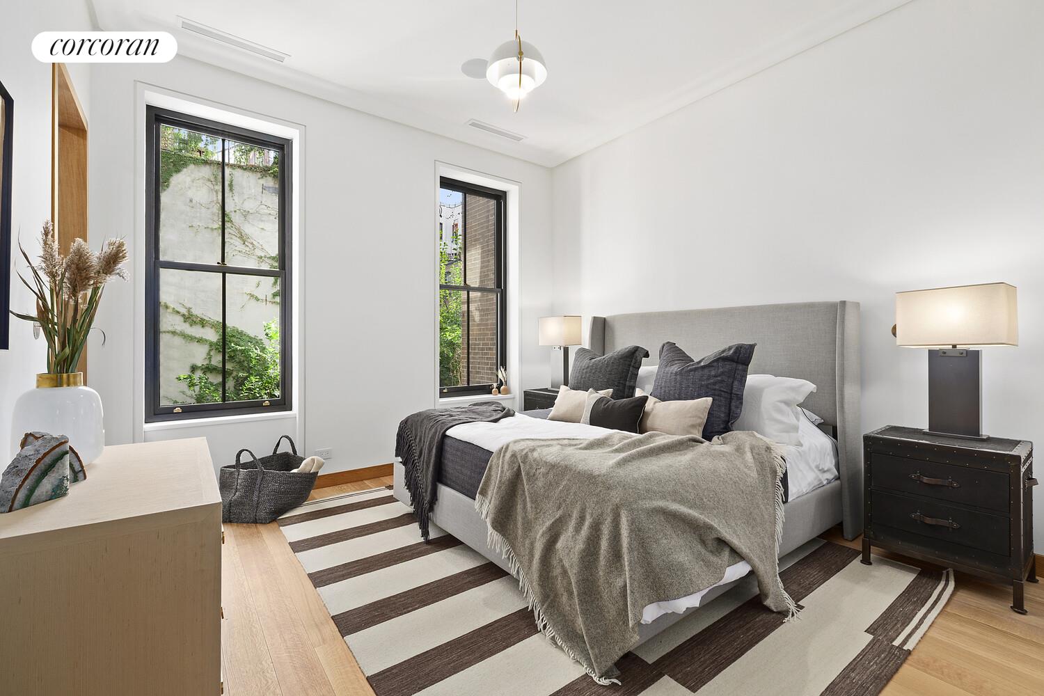 #9 photo, 257 W 4TH Street, マンハッタン West Village , NY 10014