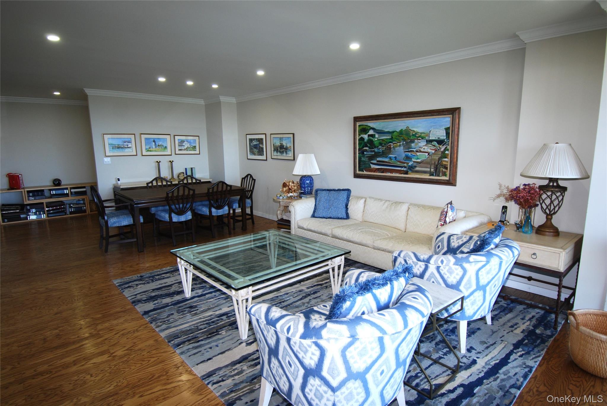 #6 photo, 27010 Grand Central Parkway, クイーンズ区 Floral Park , NY 11005