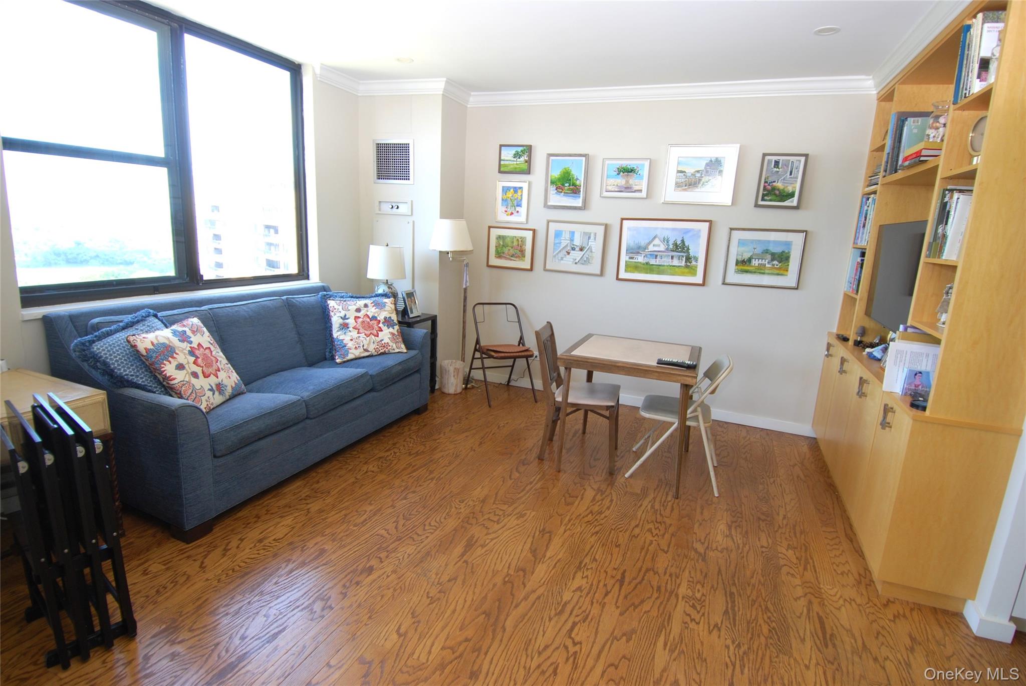 #8 photo, 27010 Grand Central Parkway, クイーンズ区 Floral Park , NY 11005