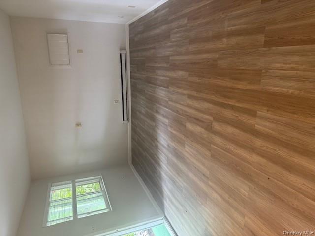 #2 photo, 1-72 Parkcenter Drive, Deer Park , NY 11729