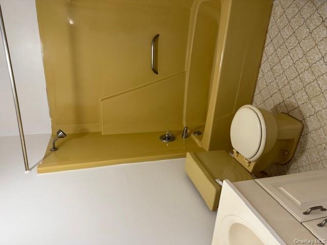 #5 photo, 1-72 Parkcenter Drive, Deer Park , NY 11729