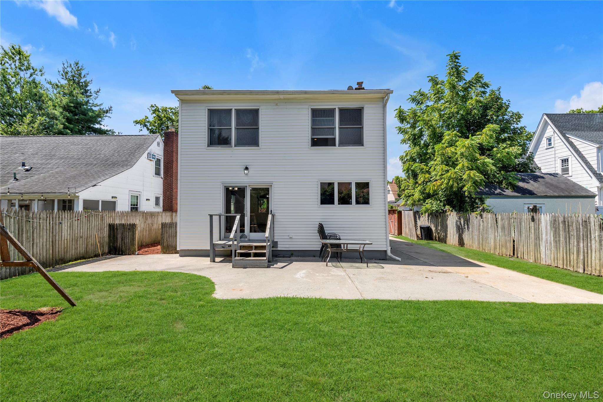 #1 photo, 1679 Wales Place, ナッソー郡 Baldwin , NY 11510