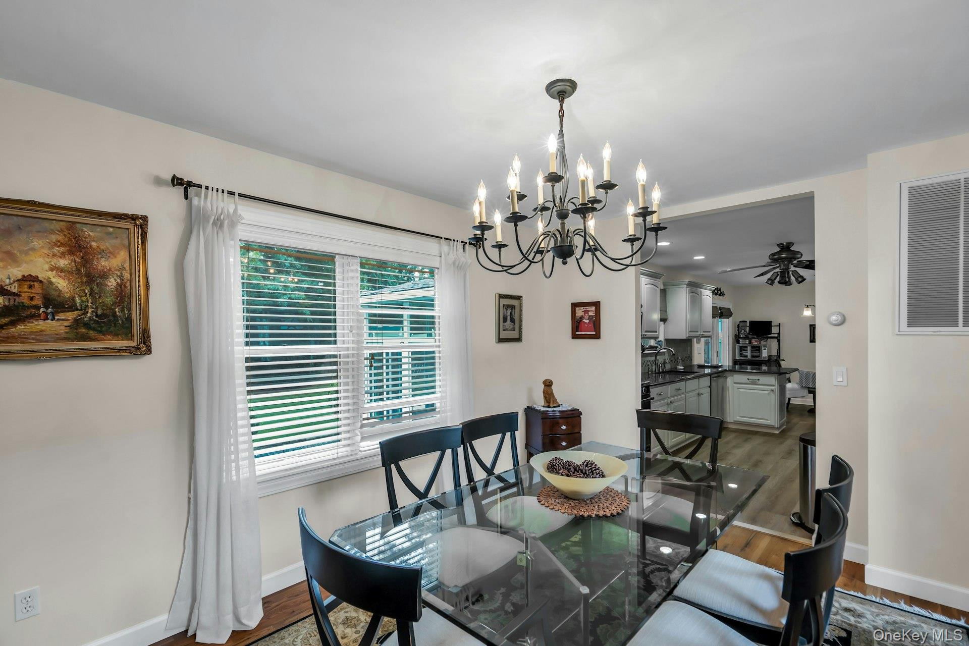 #13 photo, 7 Silver Pond Circle, Commack , NY 11725