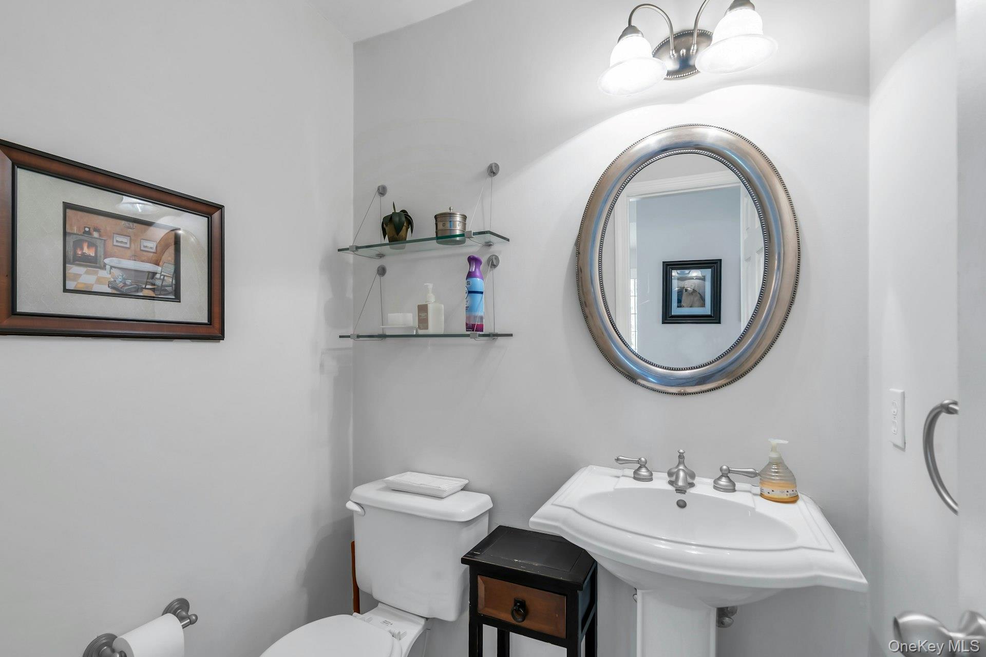 #15 photo, 7 Silver Pond Circle, Commack , NY 11725