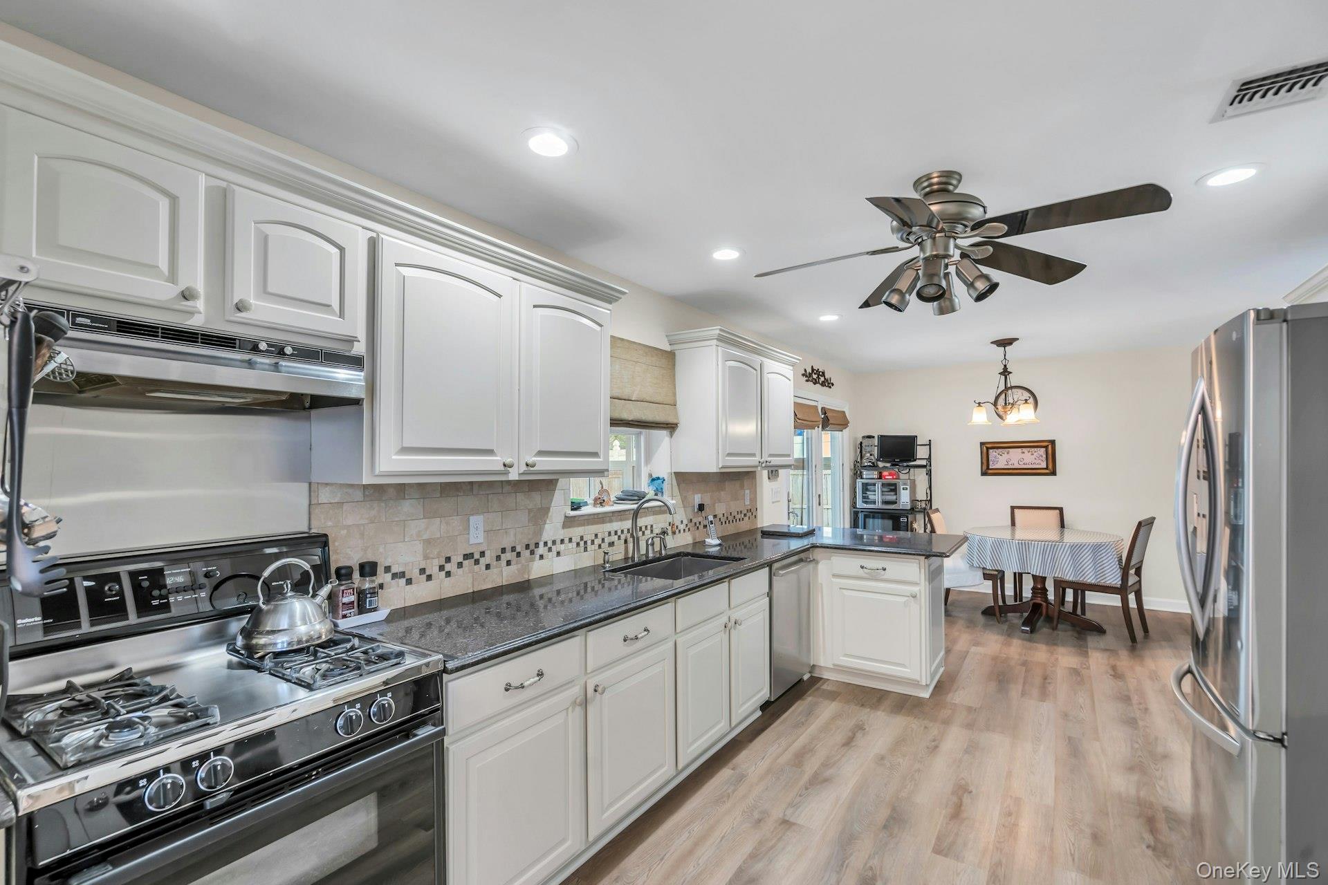 #3 photo, 7 Silver Pond Circle, Commack , NY 11725