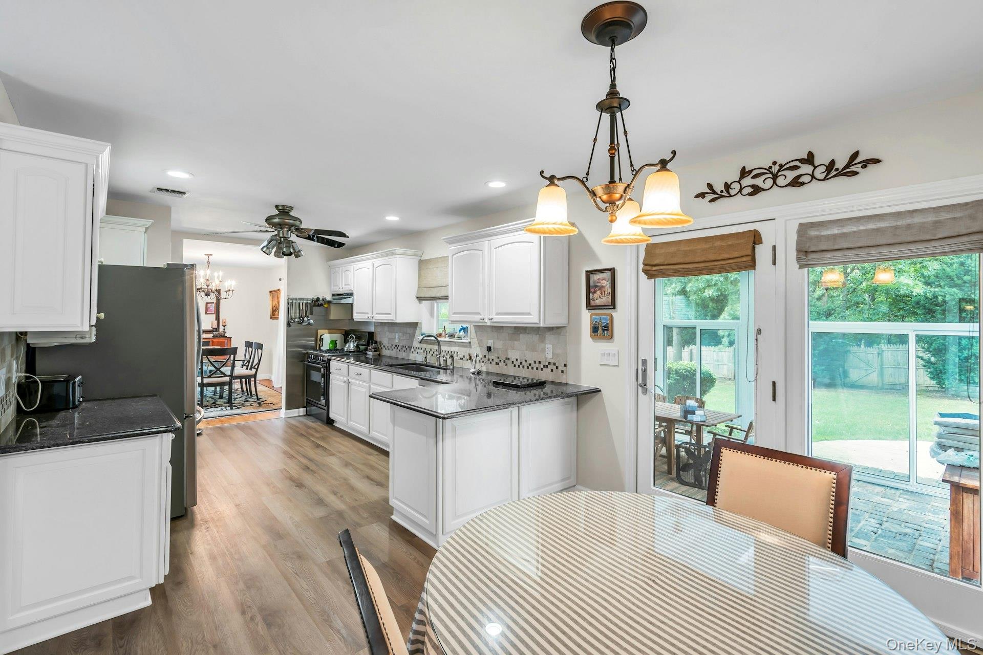 #6 photo, 7 Silver Pond Circle, Commack , NY 11725