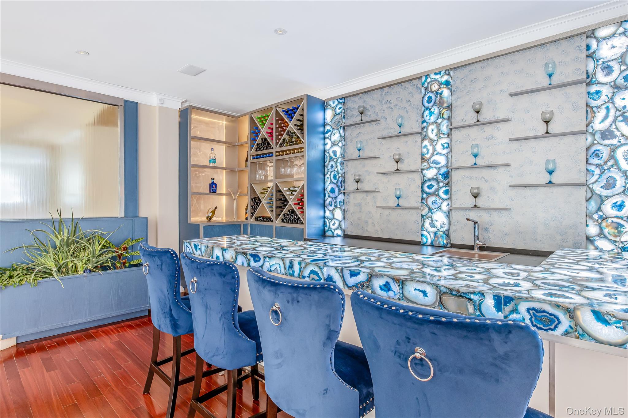 #12 photo, 12 Sloanes Court, Sands Point , NY 11050