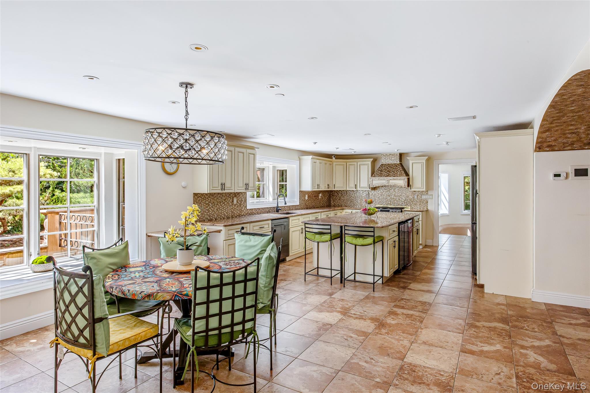 #16 photo, 12 Sloanes Court, Sands Point , NY 11050