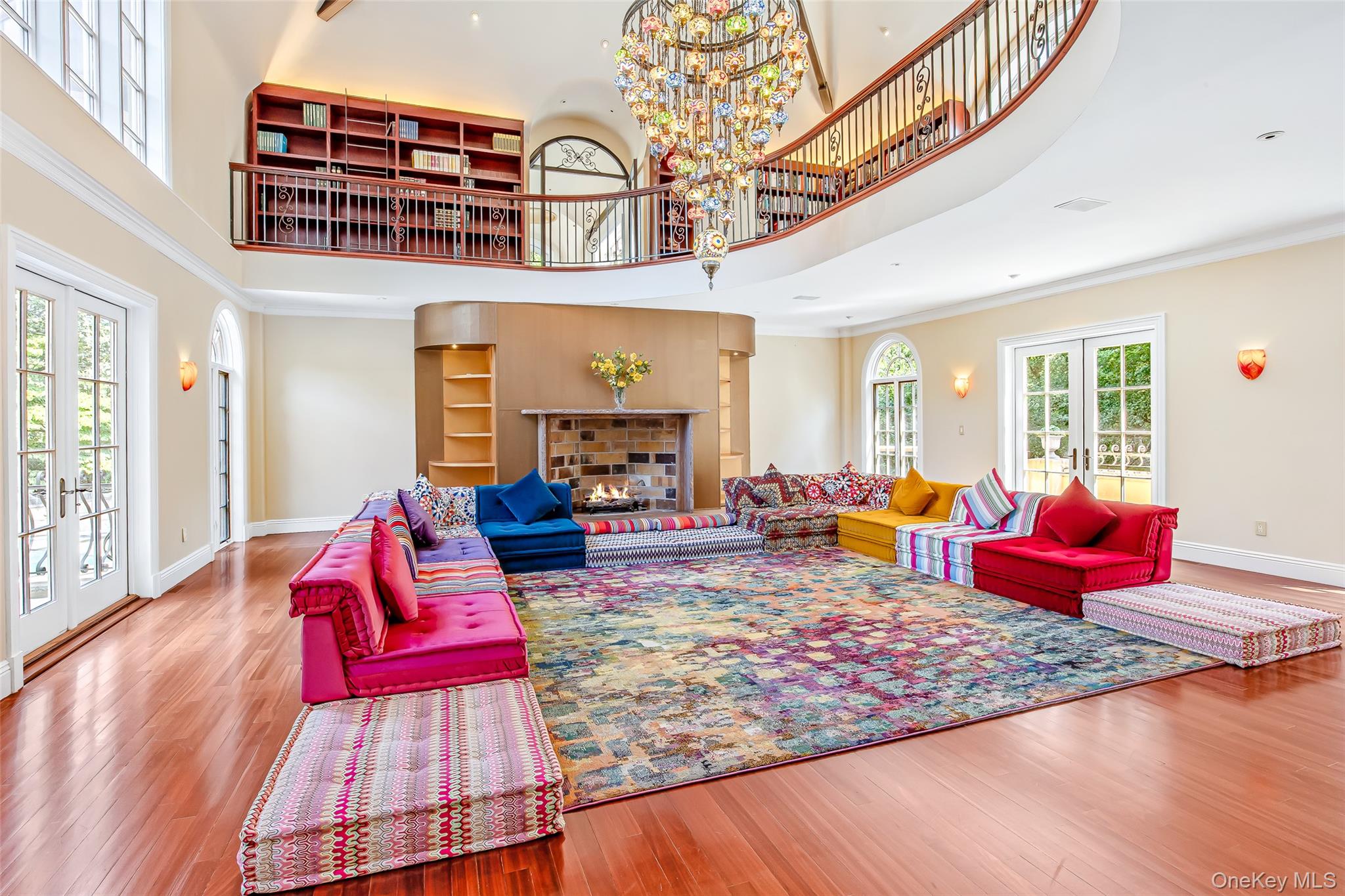 #9 photo, 12 Sloanes Court, Sands Point , NY 11050