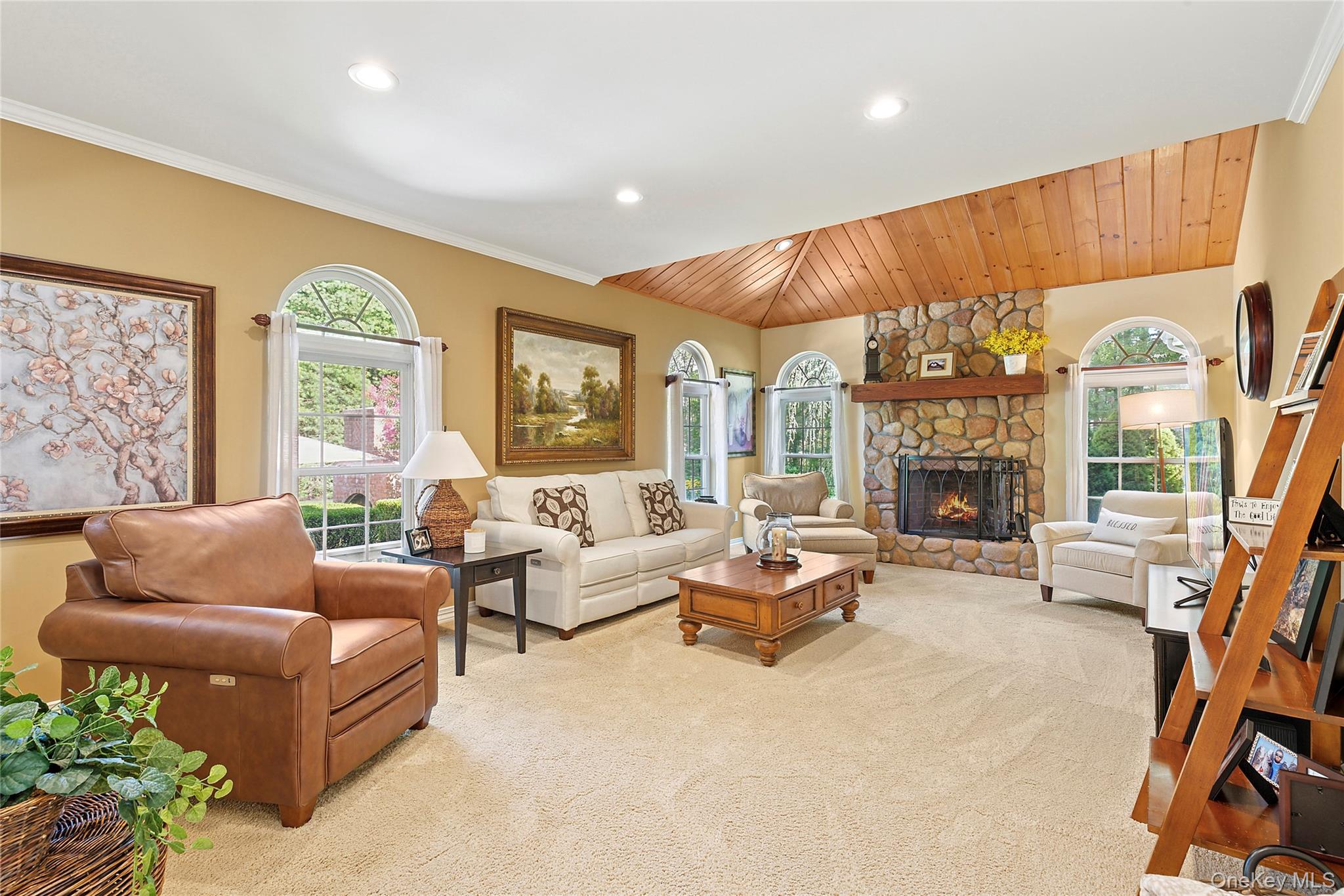 #12 photo, 3 Steven Path, 롱 아일랜드 Center Moriches , NY 11934