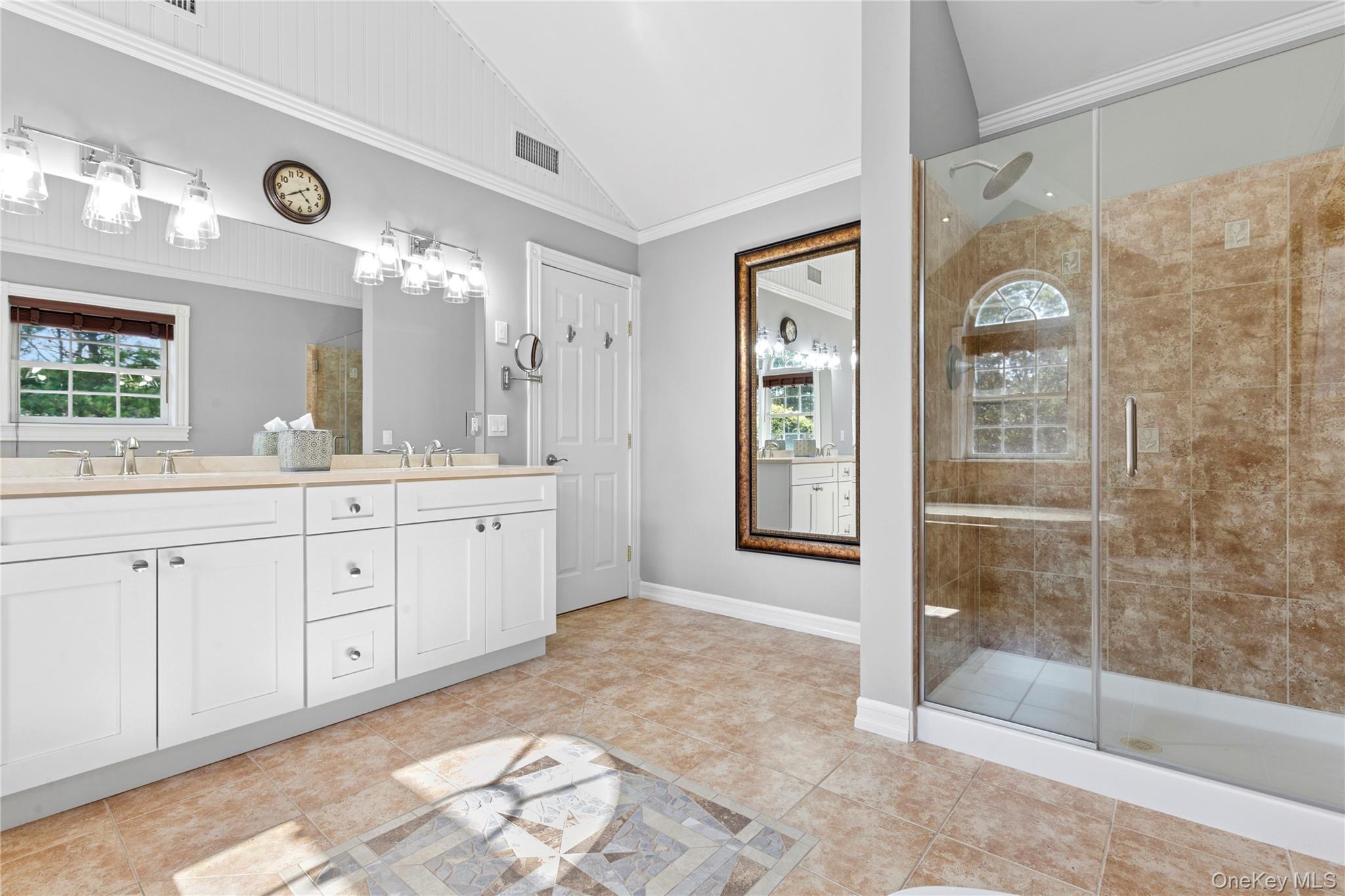 #15 photo, 3 Steven Path, 롱 아일랜드 Center Moriches , NY 11934