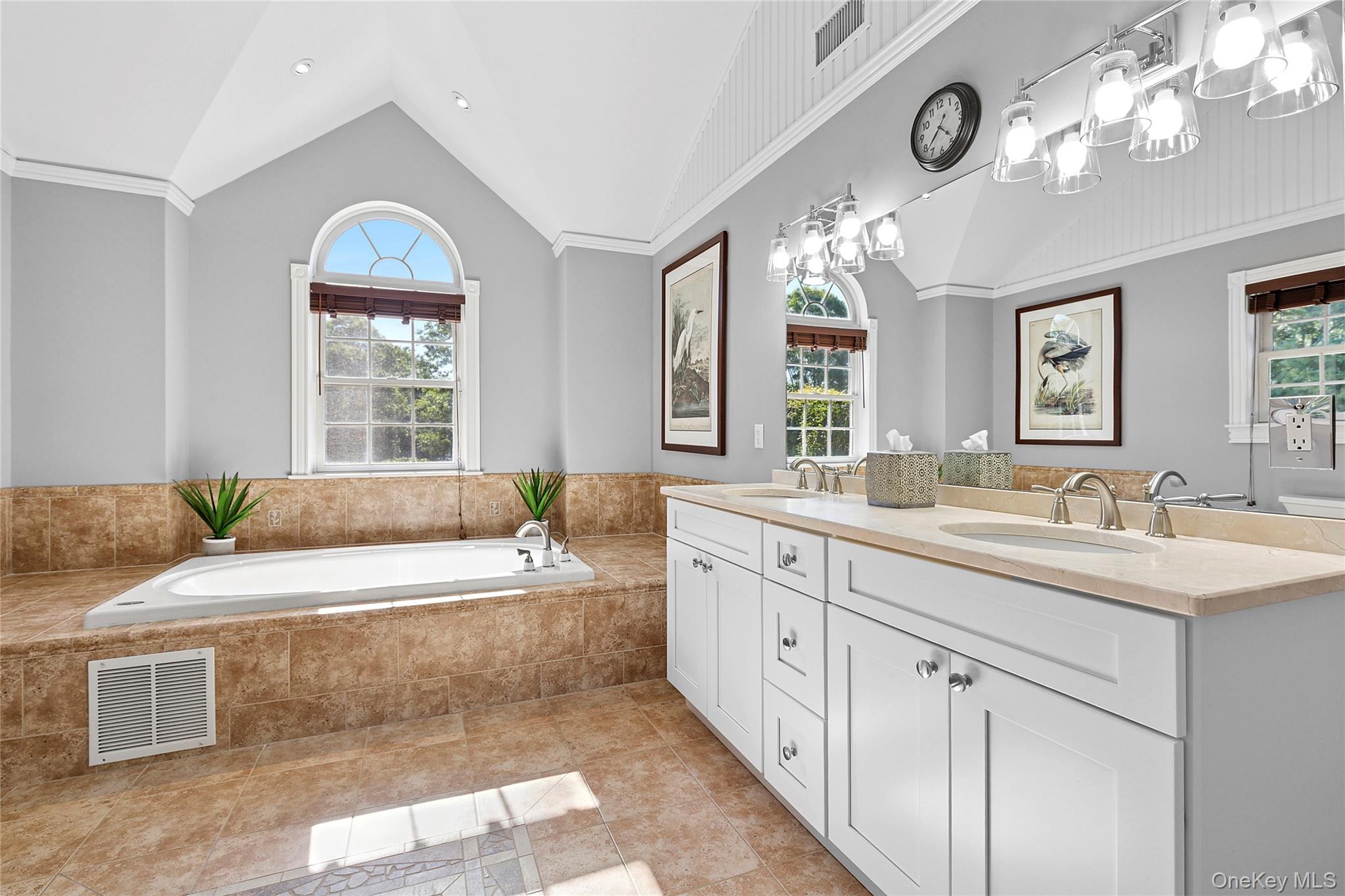 #16 photo, 3 Steven Path, 롱 아일랜드 Center Moriches , NY 11934