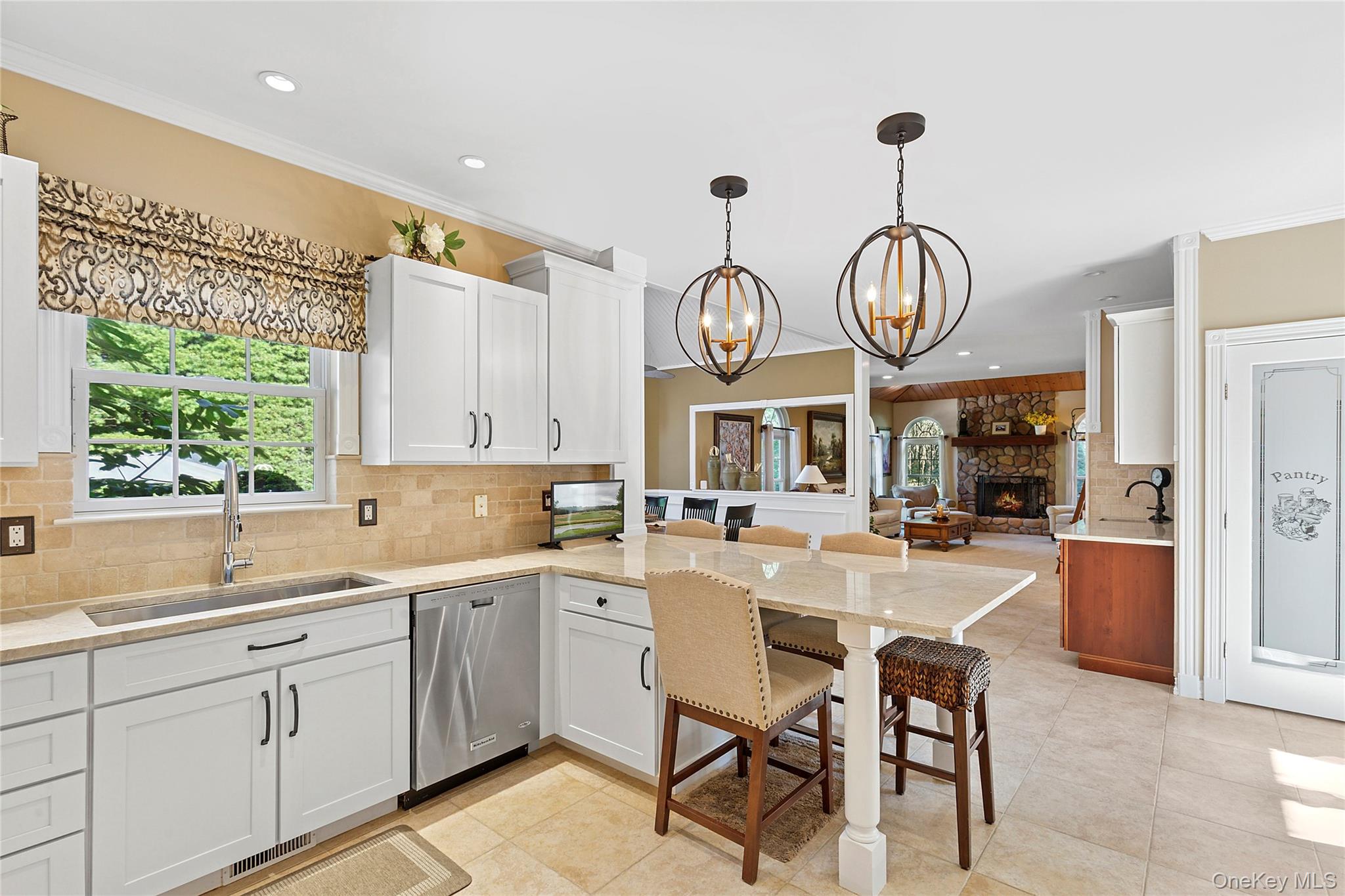 #9 photo, 3 Steven Path, 롱 아일랜드 Center Moriches , NY 11934