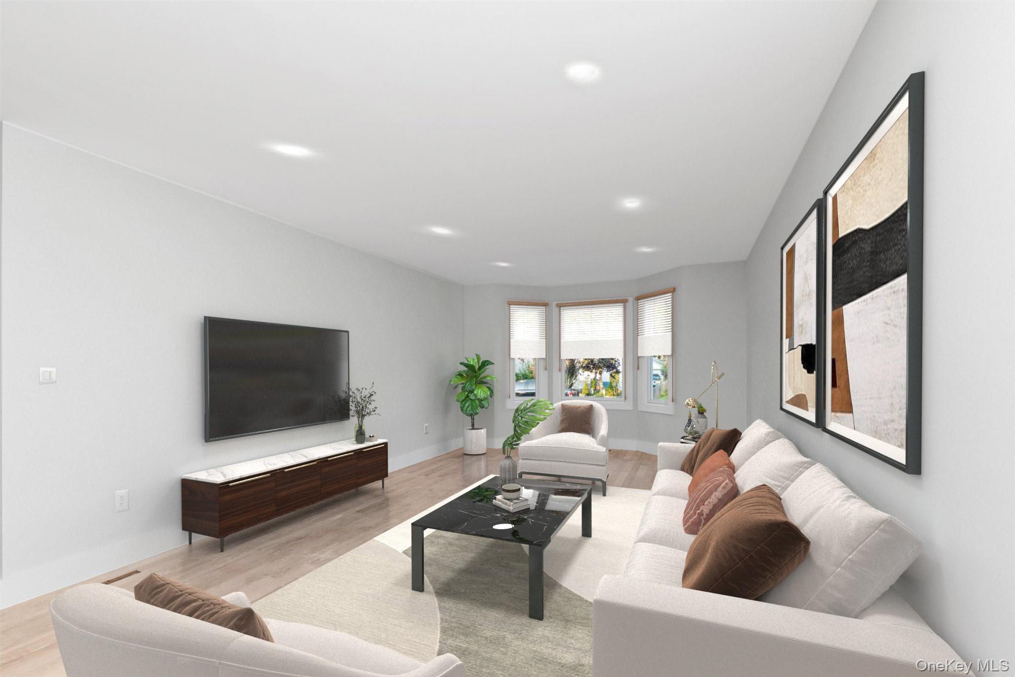 #4 photo, 59 Edgewood Road, Port Washington , NY 11050