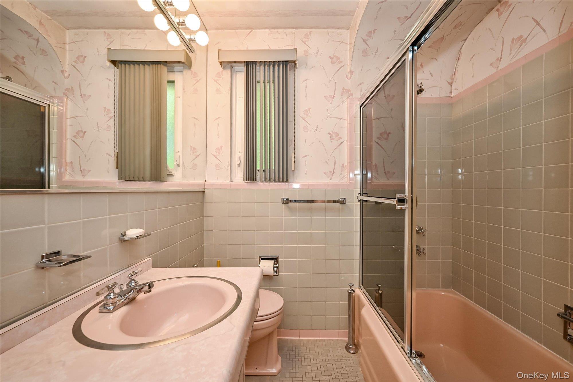 #11 photo, 230-42 57th Road, Bayside , NY 11364