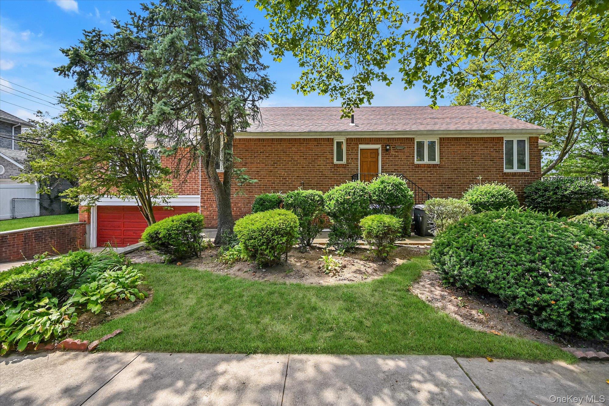 #19 photo, 230-42 57th Road, Bayside , NY 11364