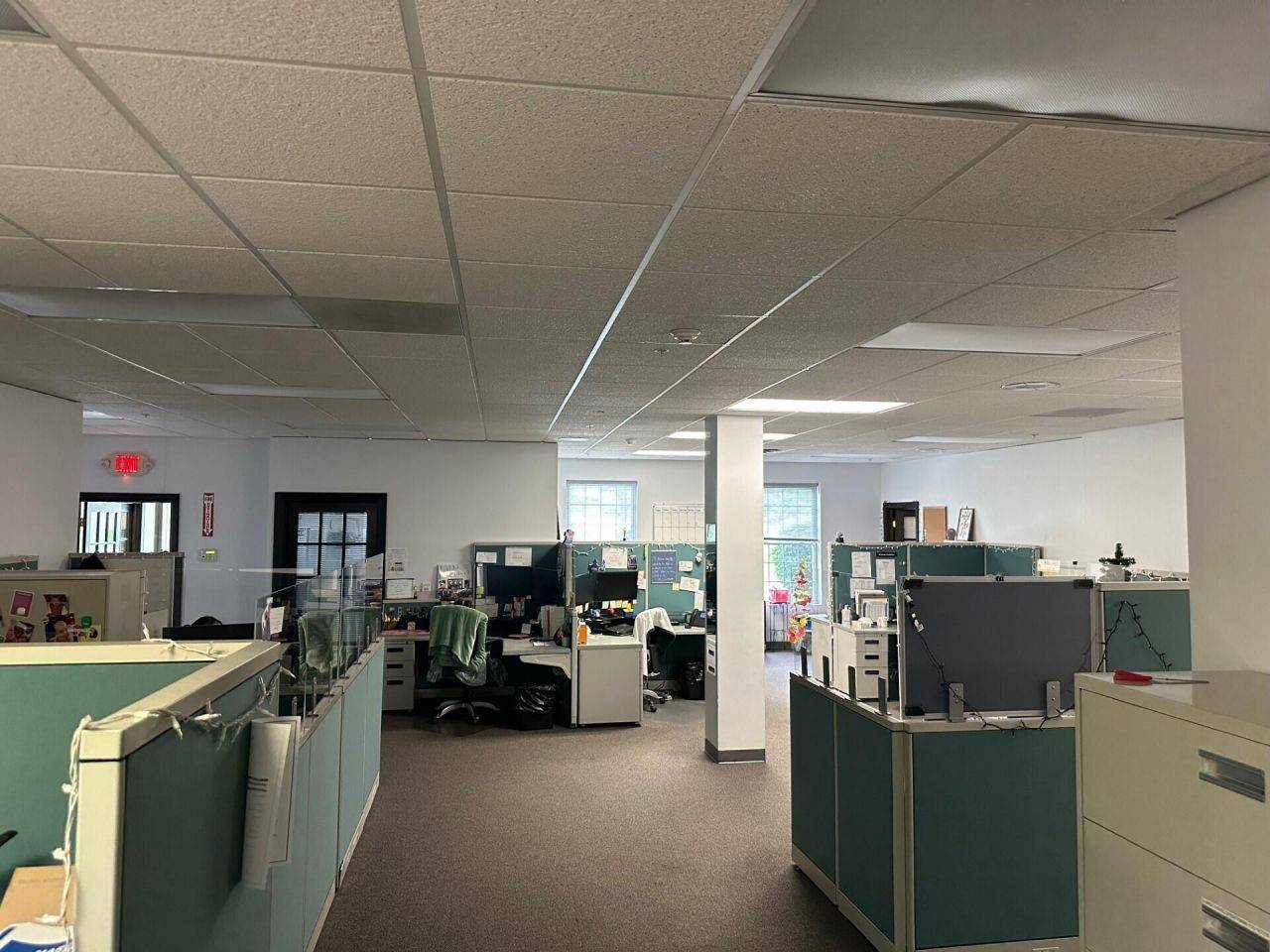 #8 photo, 30  Corporate Drive, Halfmoon , NY 12065